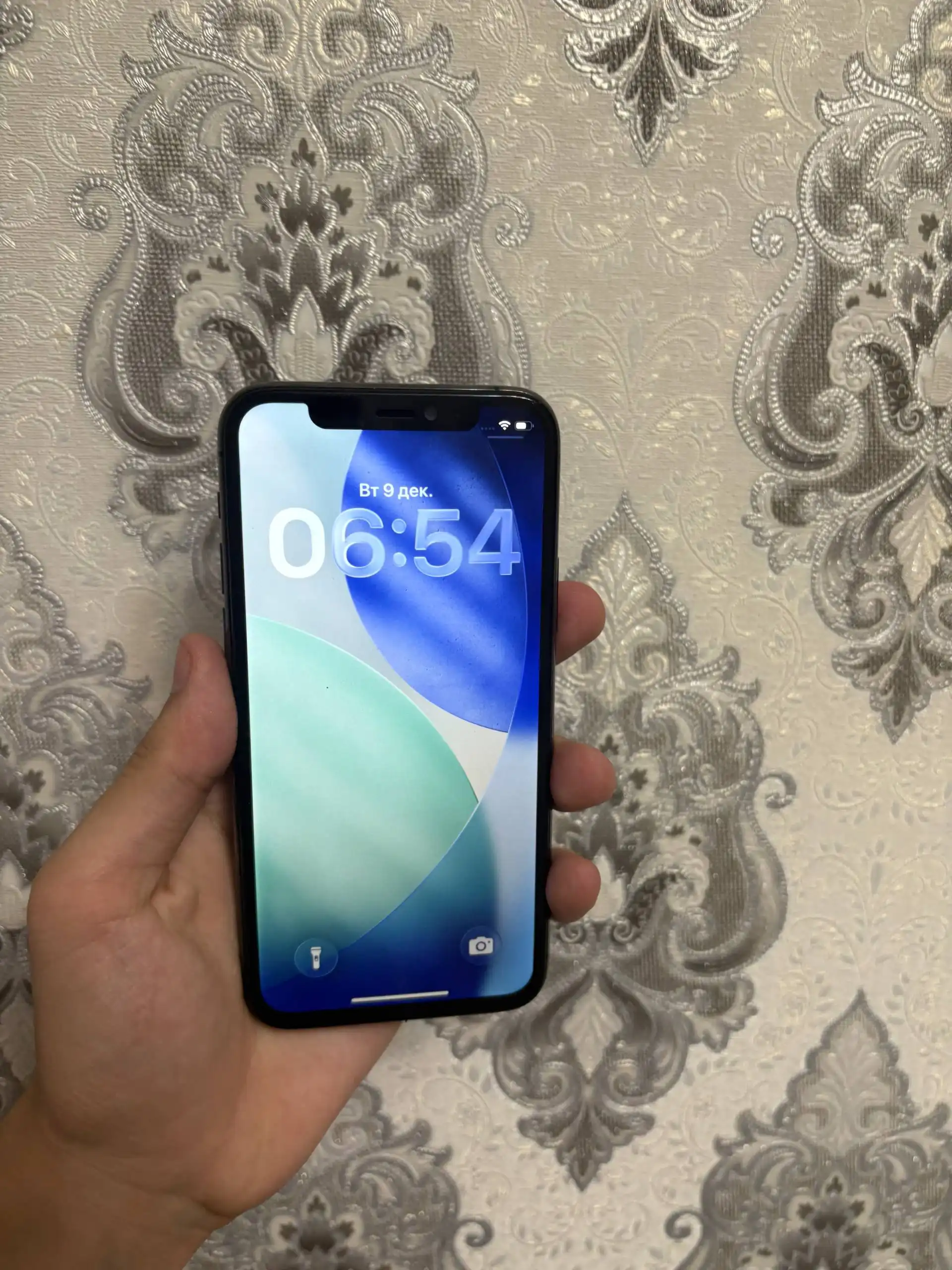 Продам iPhone 11 Pro 64 ГБ