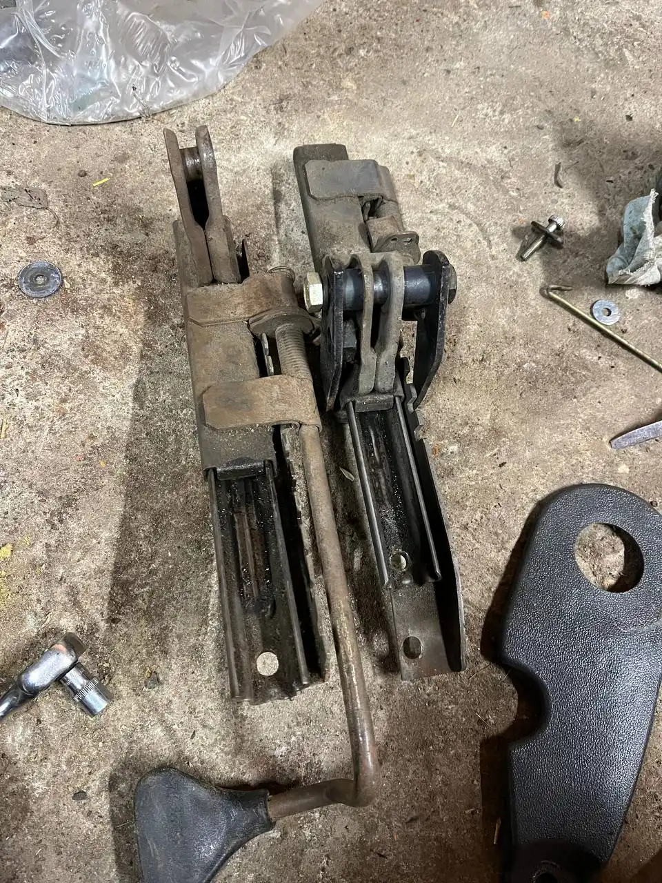 Продажа автозапчастей на ВАЗ 2110, Приора, Калина в Твери