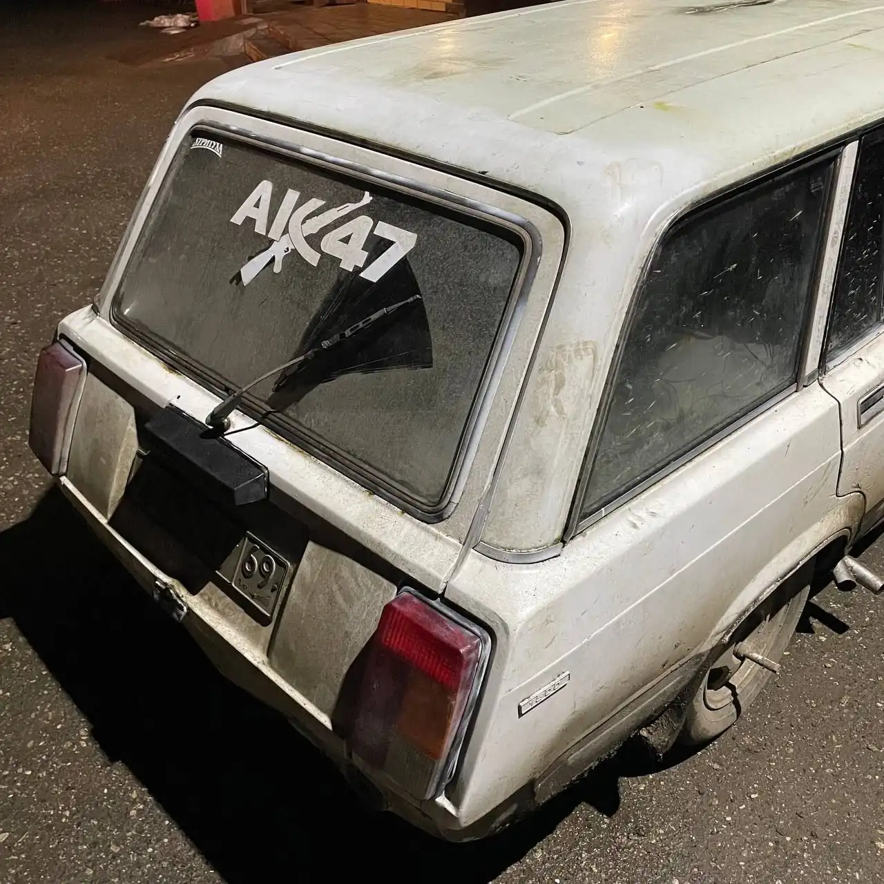 Автомобиль 40 на ходу с зимней резиной