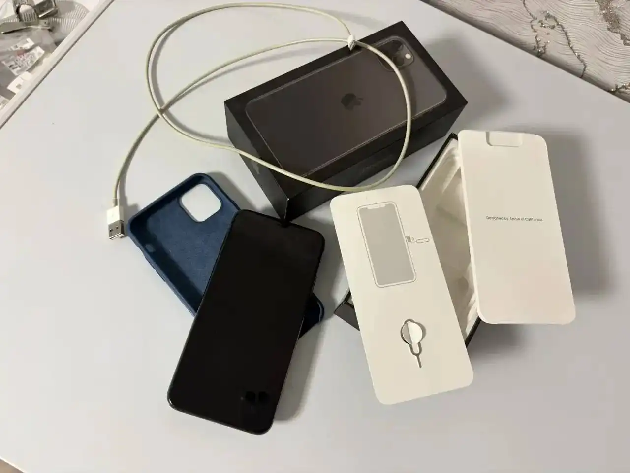 Продам iPhone 11 Pro Max 256GB