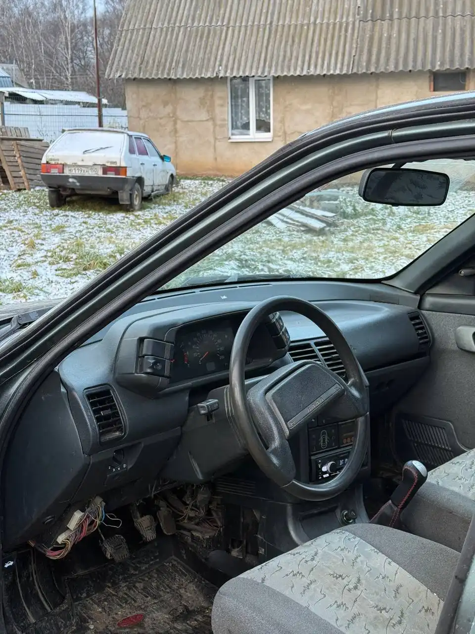 Продажа ВАЗ 2112 с переваренным дном и порогами
