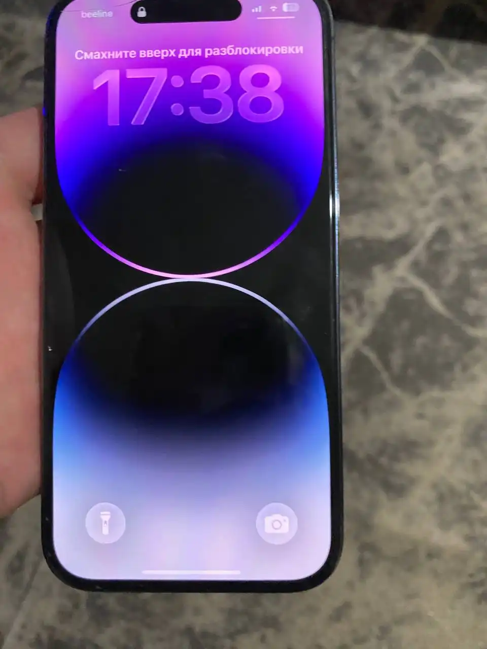 Продам 14 про в хорошем состоянии