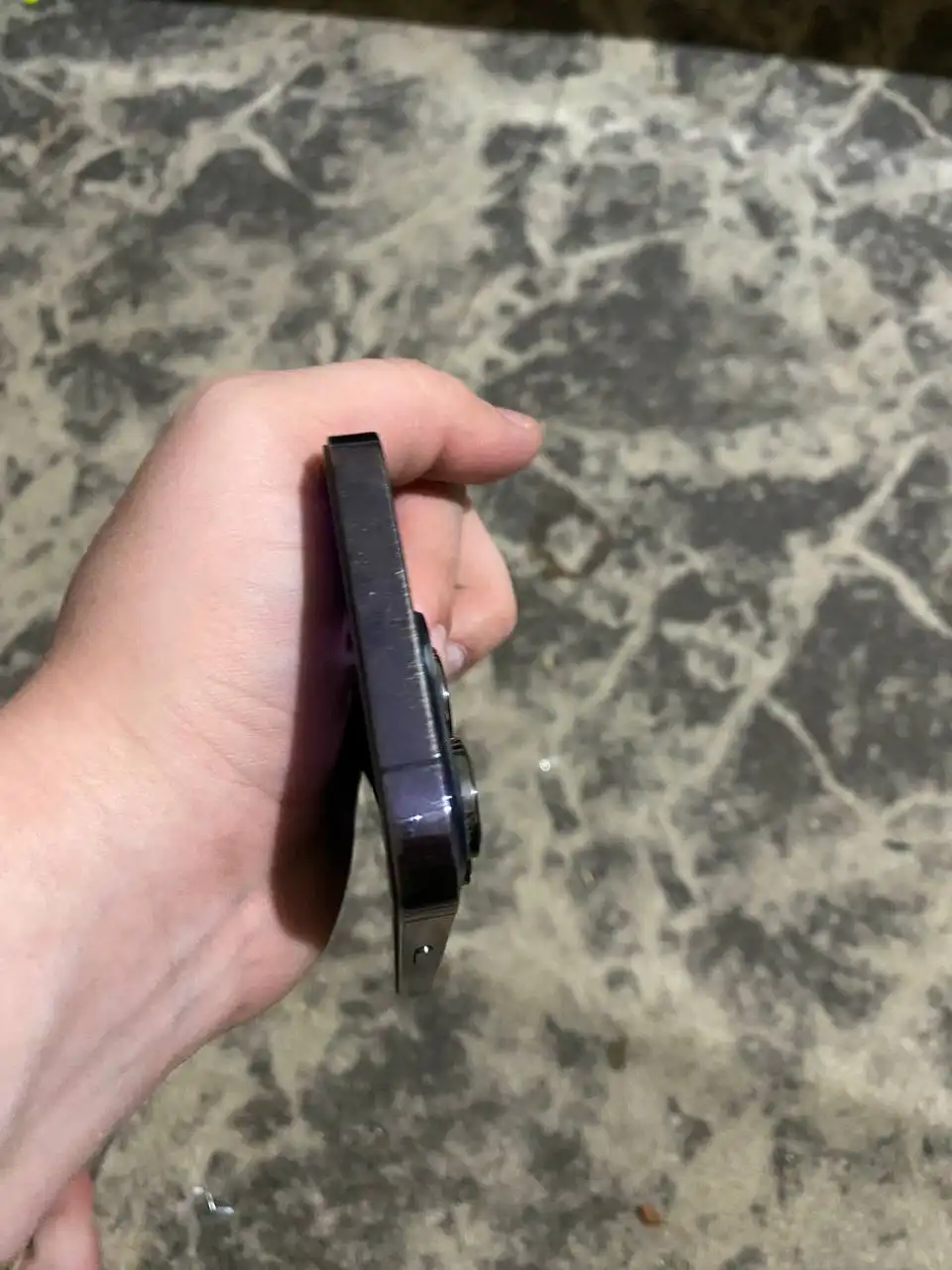 Продам 14 про в хорошем состоянии