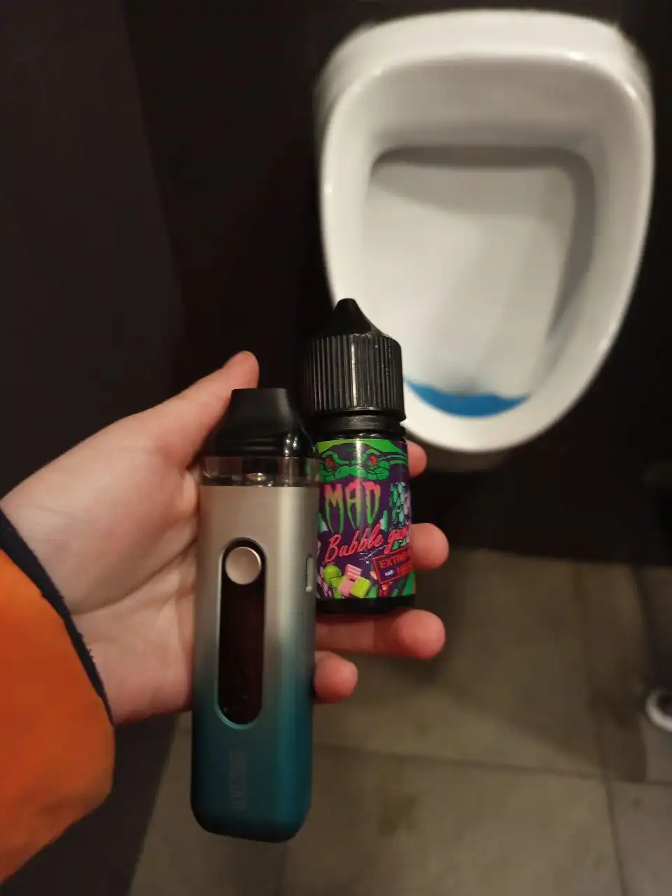 Продам или обменяю пасик про и фелин x - Электроника (Барахолка) в Магнитогорск