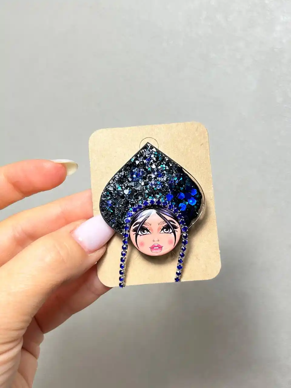 Брошь кокошник и матрешка