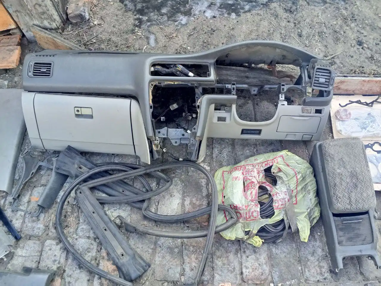 Запчасти на Клюгер и Чайзер