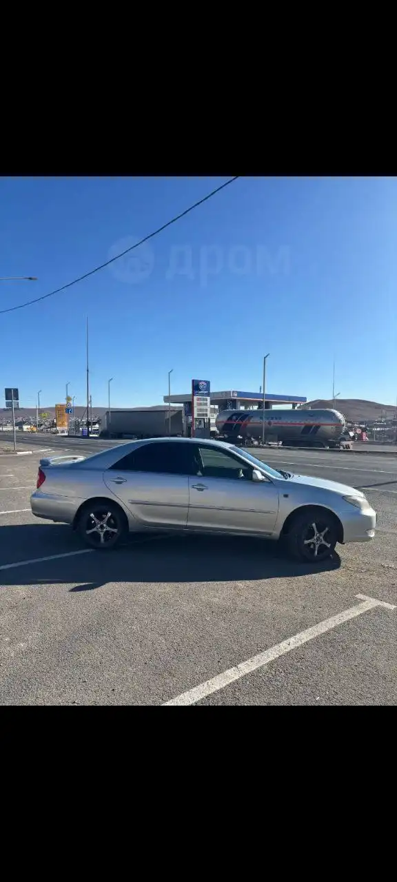 Продам Toyota Camry 2001 года в отличном состоянии
