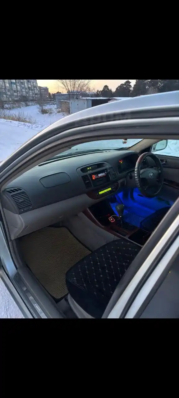 Продам Toyota Camry 2001 года в отличном состоянии