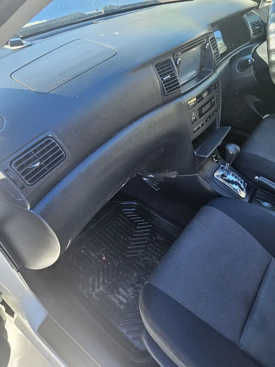 Продам или обменяю Ford Fielder 2002 года выпуска