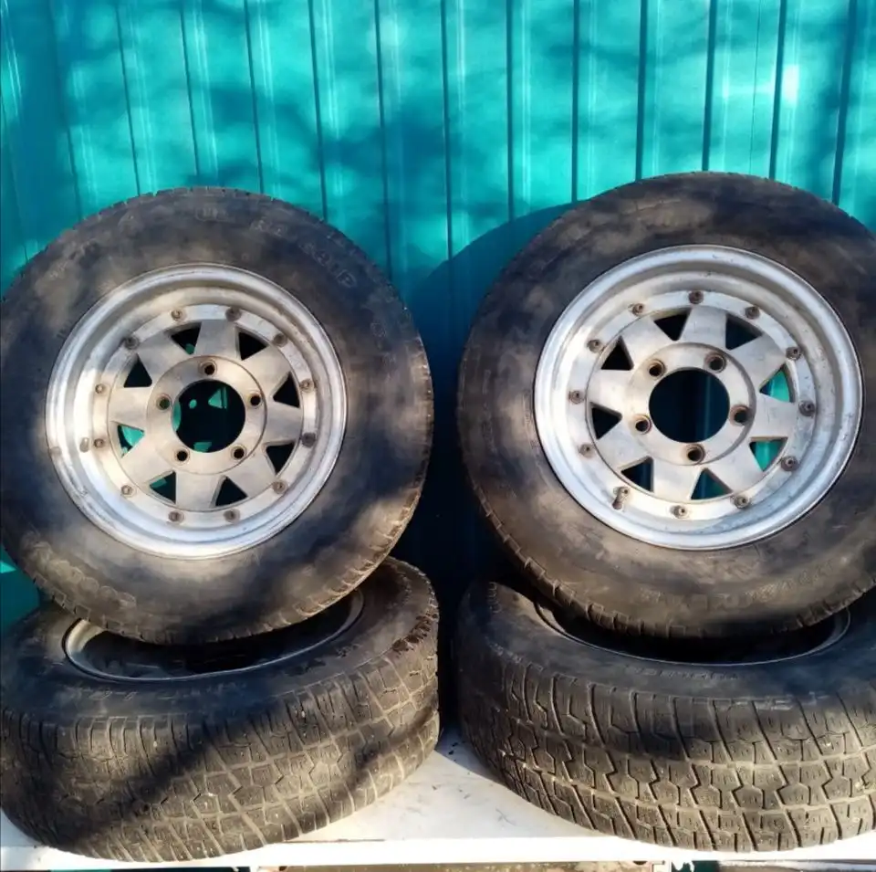 Продажа зимних колес Goodyear UltraGrip Ice 205/70/15 на разборных японских дисках