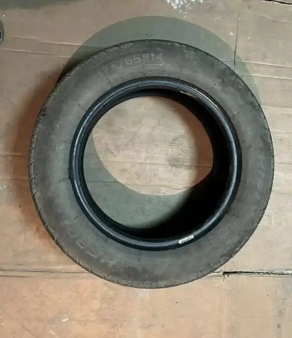 Летняя резина 175/65 R14 с хорошим остатком - Шины (Запчасти) в Чита