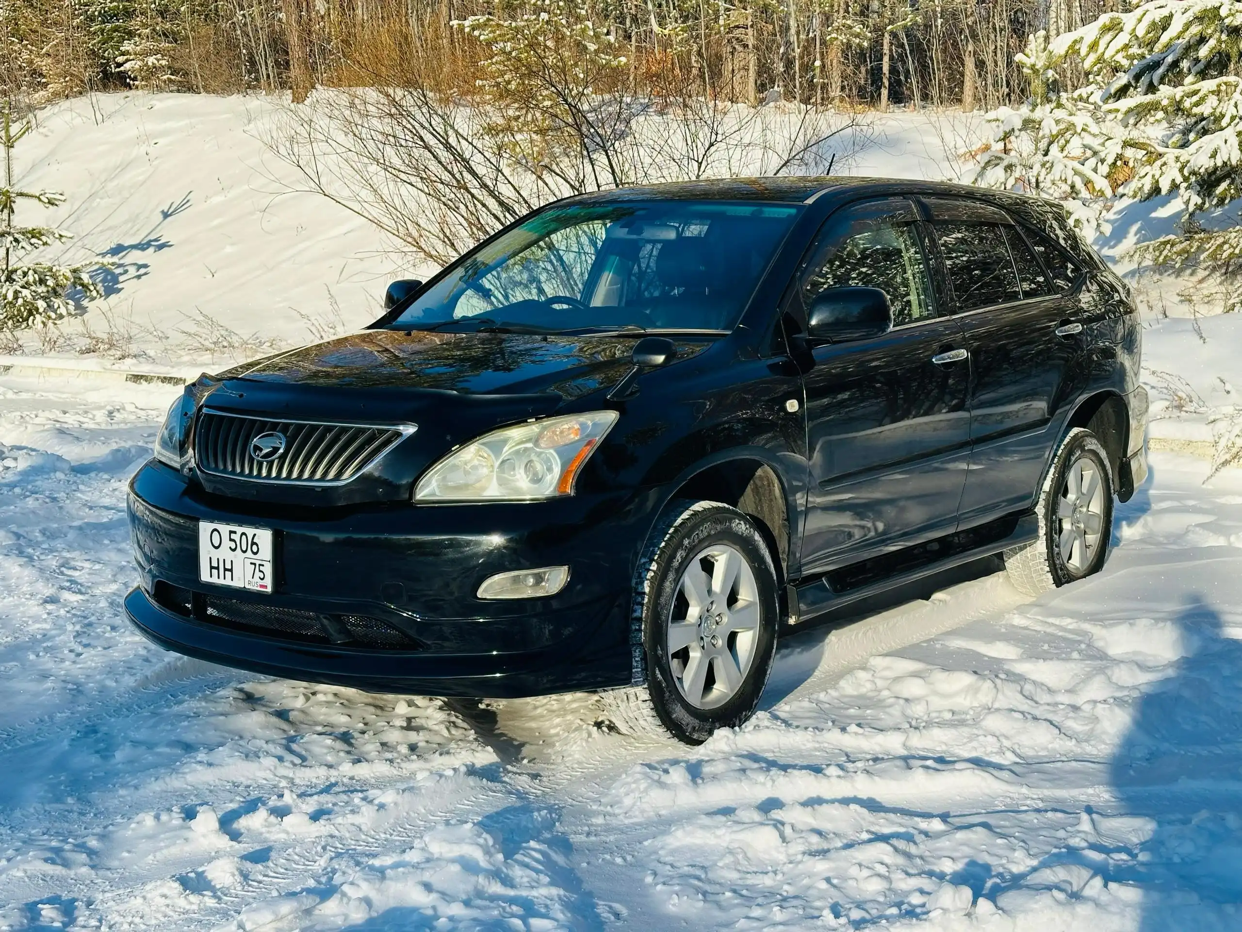 Toyota Harrier 2004 г.в., 2.4, передний привод - Авто в Чита