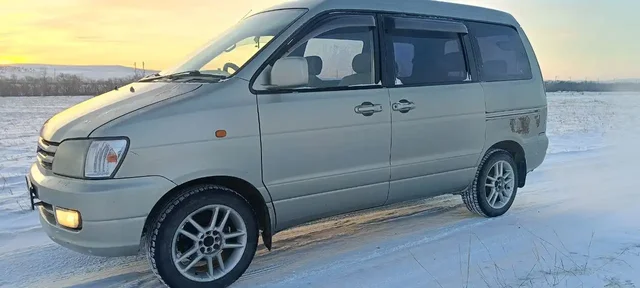 Продам Тойота Таун Айс Ноах 1997 года - Mercedes-Benz в Чита