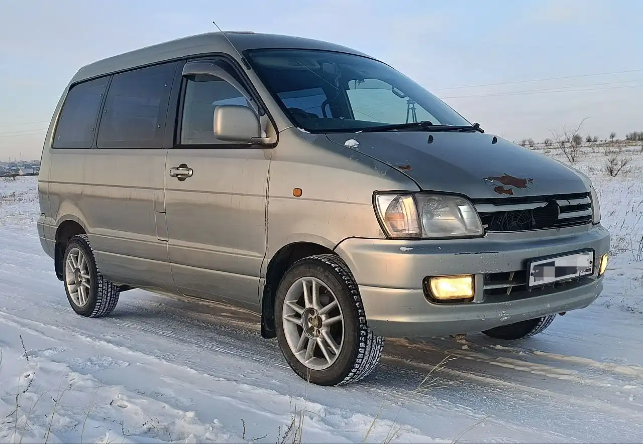 Продам Тойота Таун Айс Ноах 1997 года - Авто в Чита