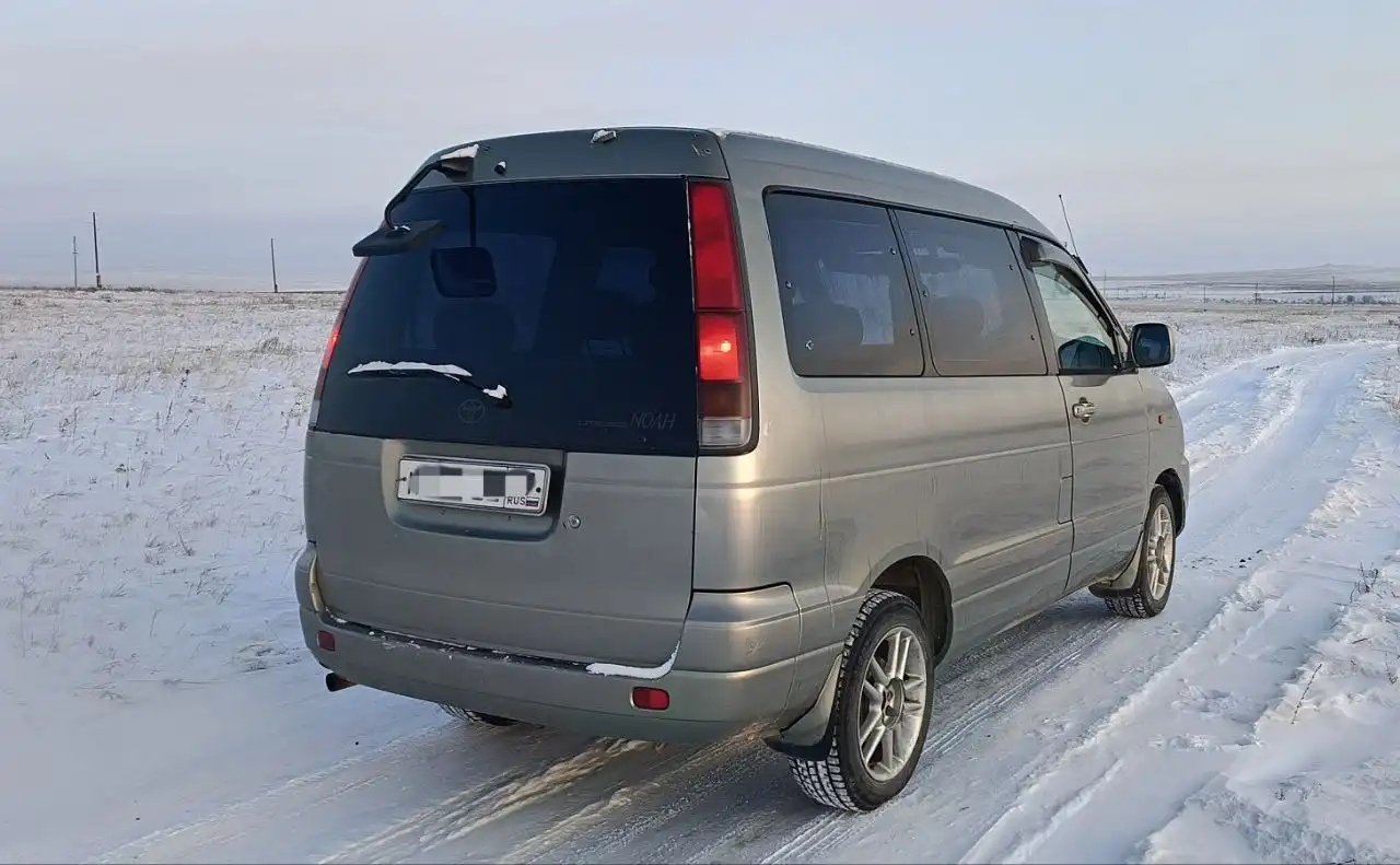 Продам Тойота Таун Айс Ноах 1997 года - Авто в Чита
