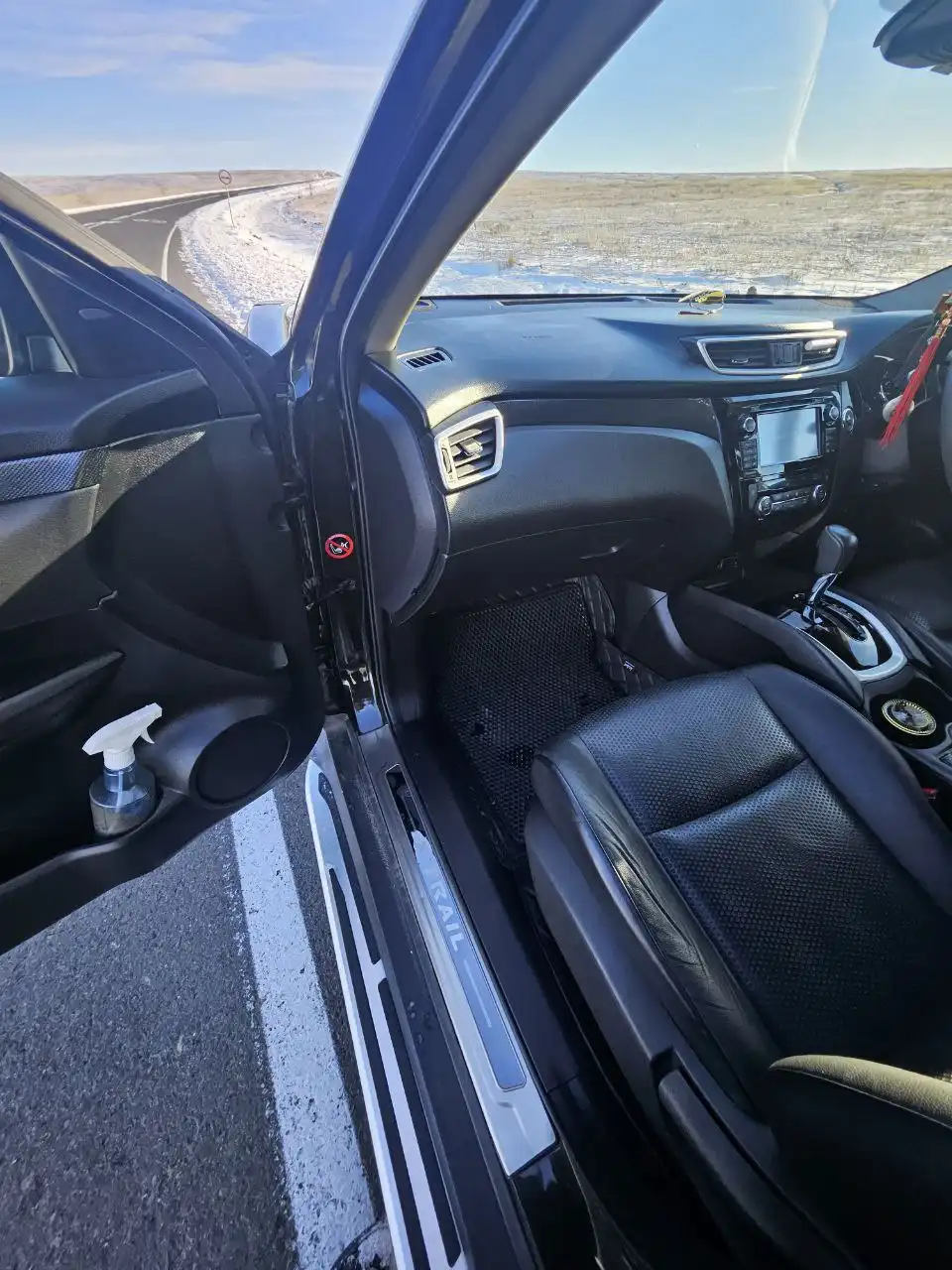 Продам Nissan X-Trail 2015 года - Внедорожники/кроссоверы (Авто) в Чита