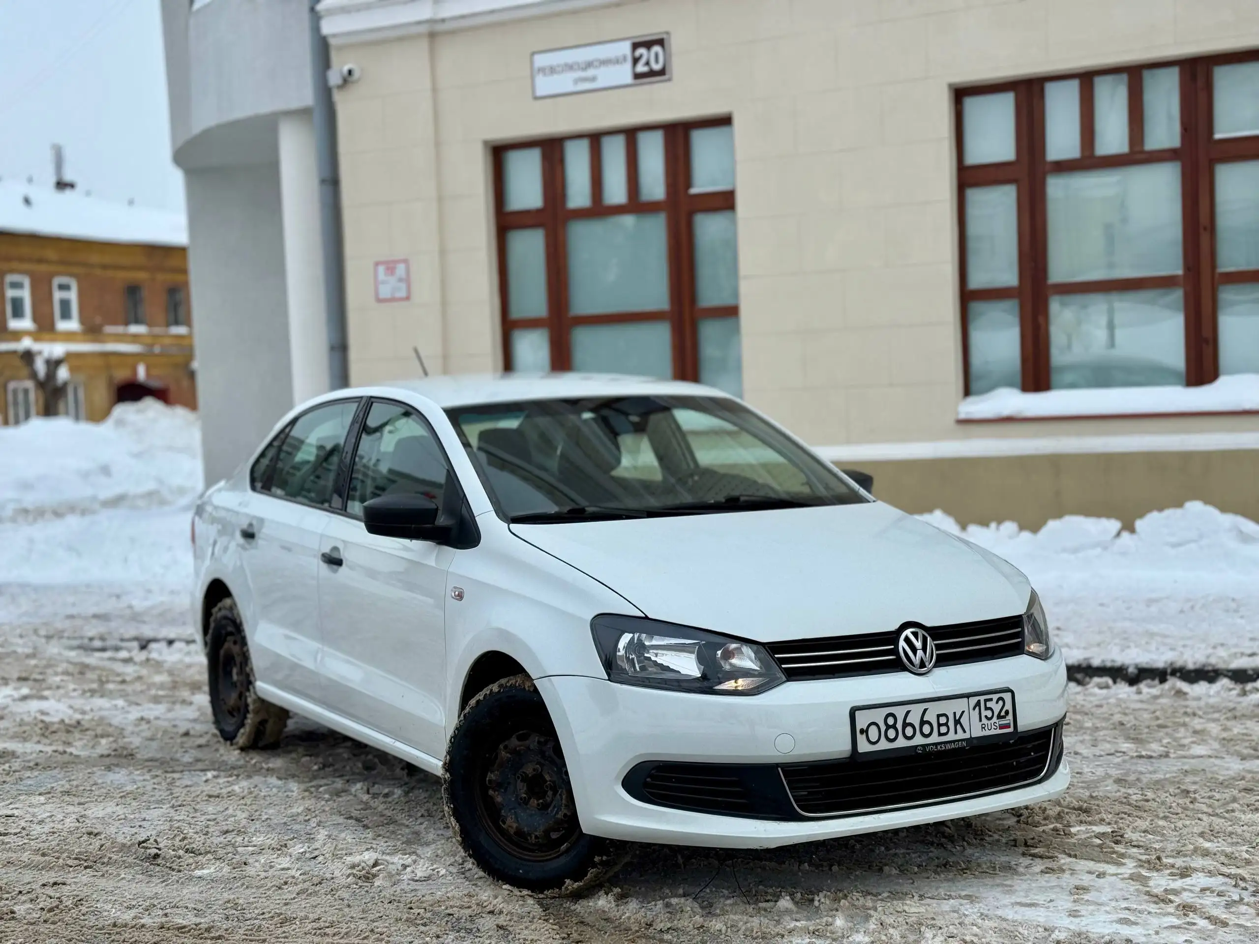 Volkswagen Polo 2014 года выпуска - Авто в Нижний Новгород