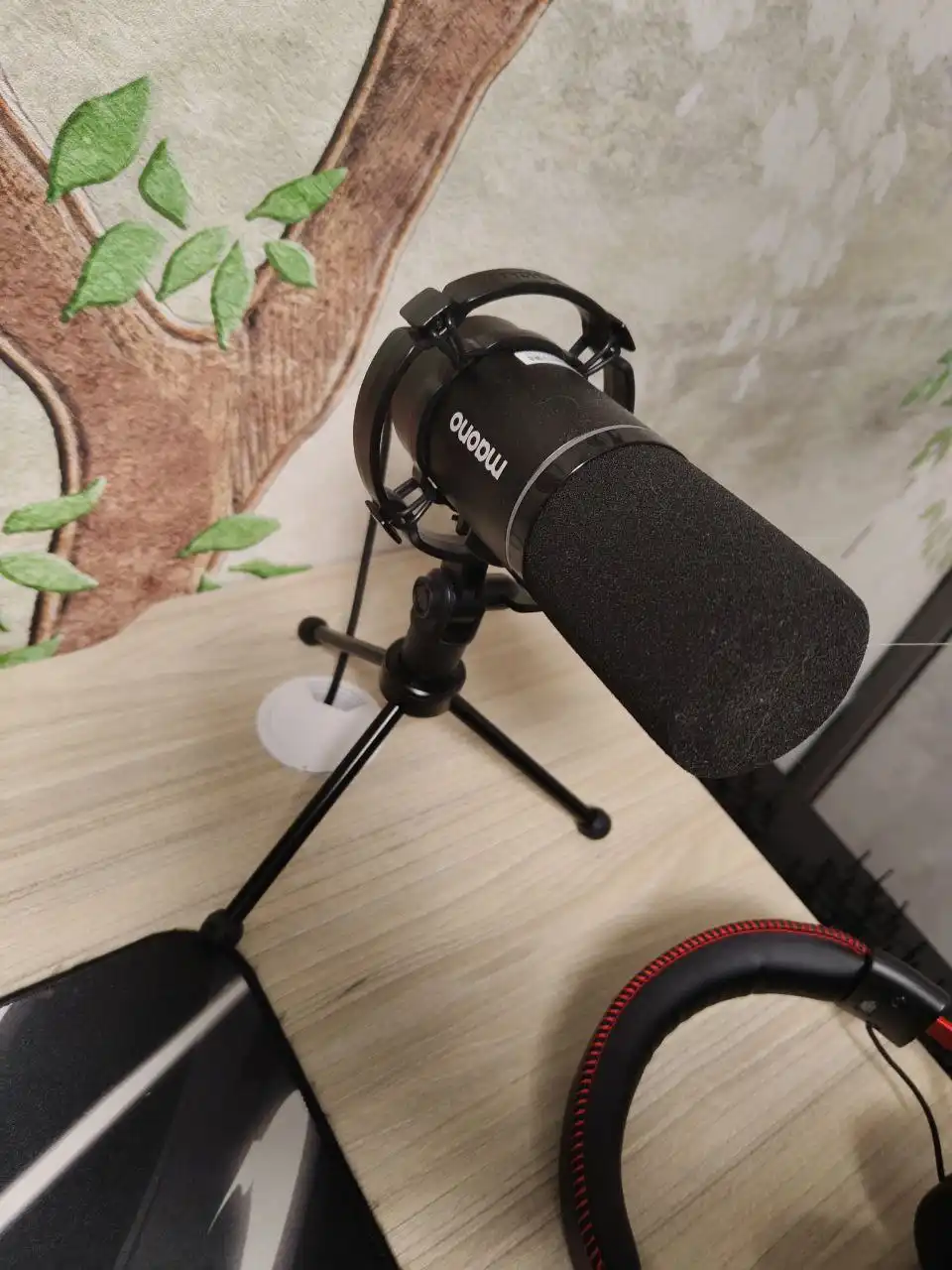 Продам стол и компьютерную технику