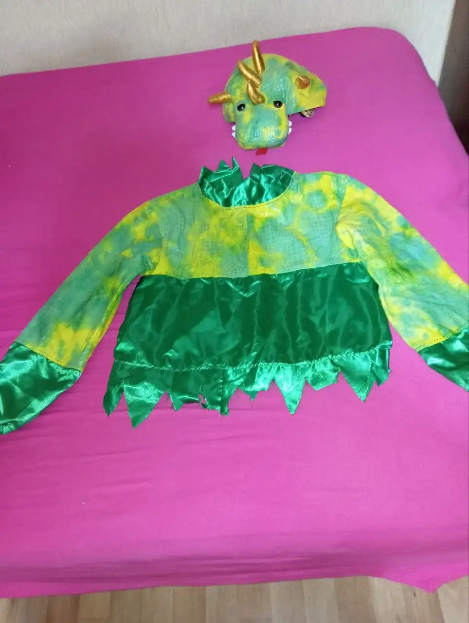 Продажа костюма динозавра