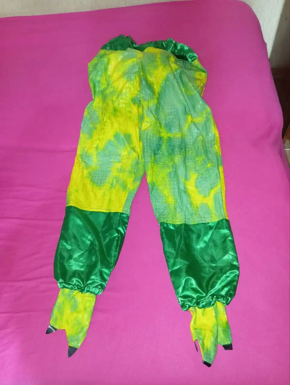 Продажа костюма динозавра