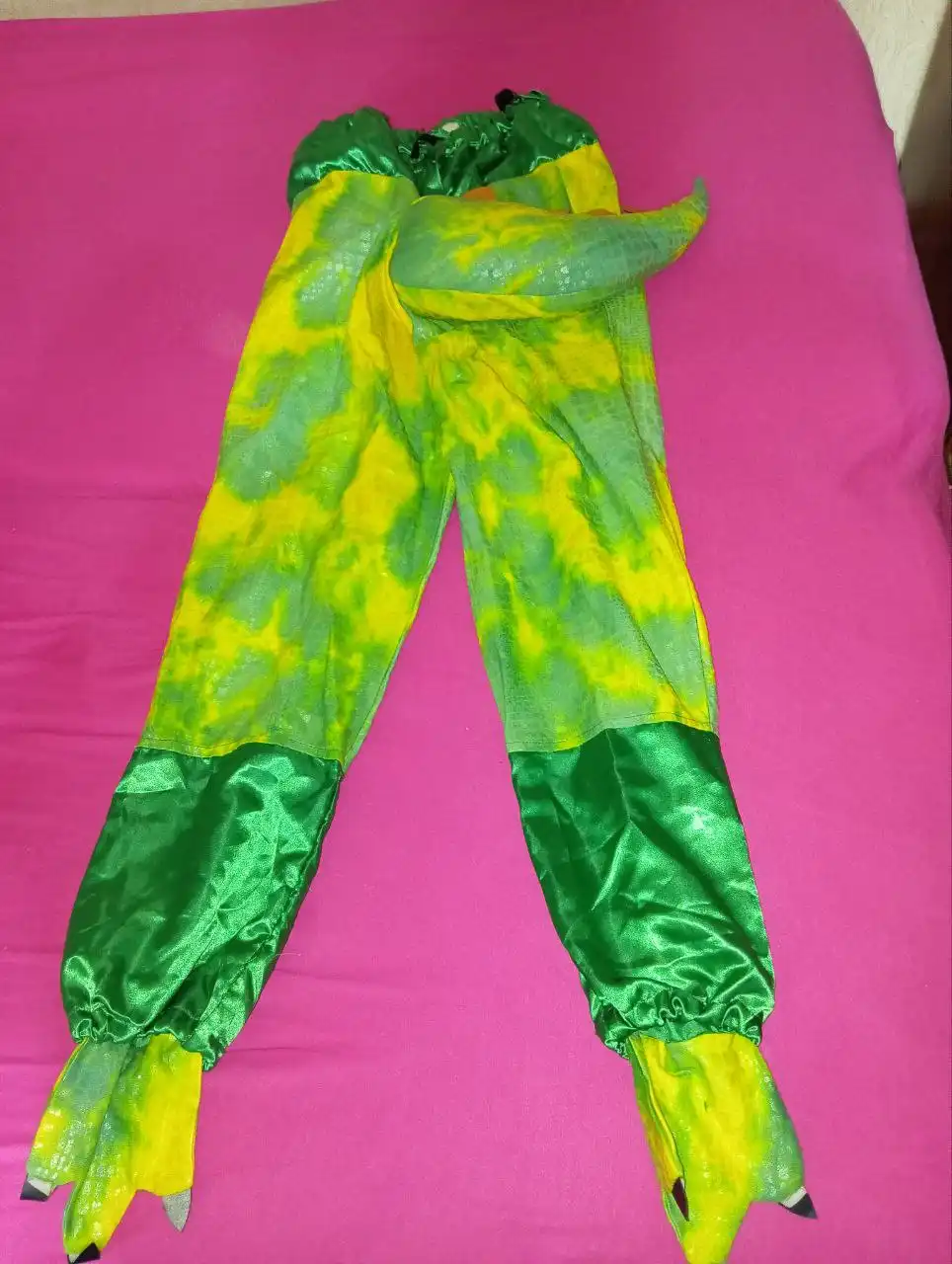 Продажа костюма динозавра