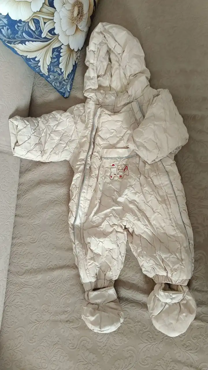 Демисезонный комбинезон рост 62см