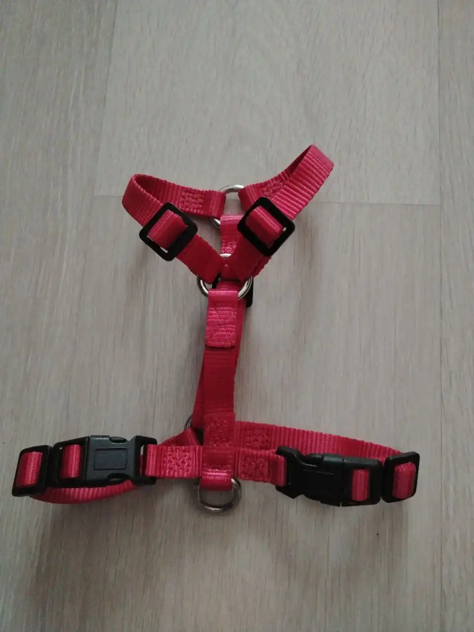Продам анатомическую шлейку для собак
