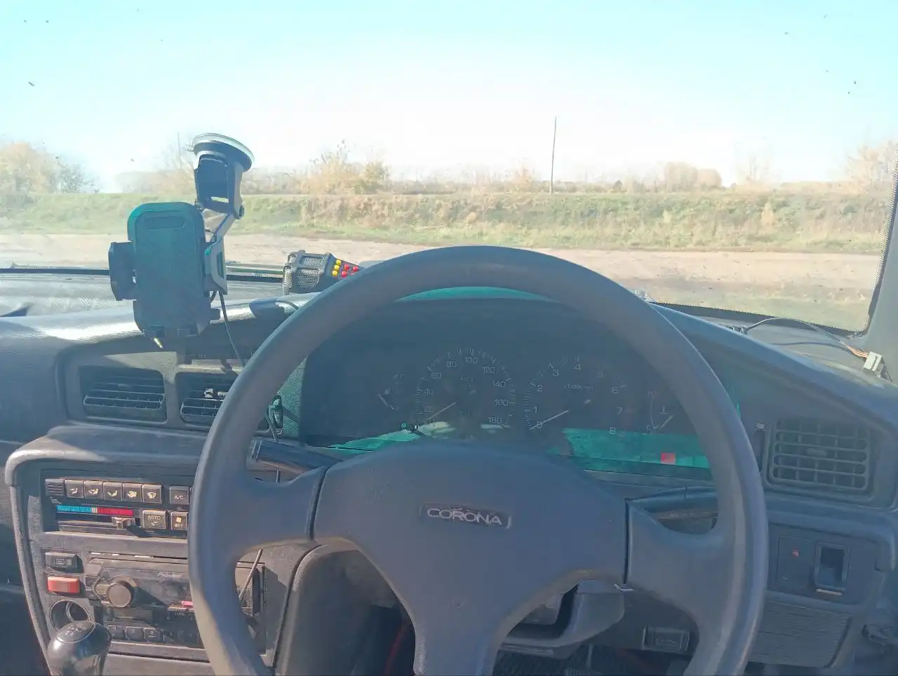 Продам Toyota Crown ST170