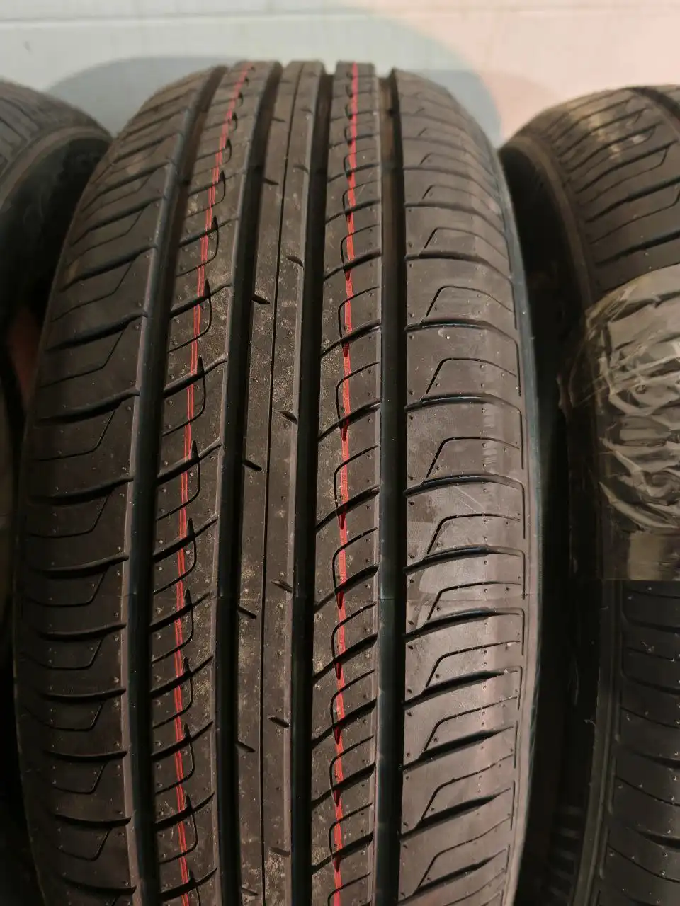 Новые шины Bearway BW366 205/55 R16 - Шины и диски (Запчасти) в Барнаул