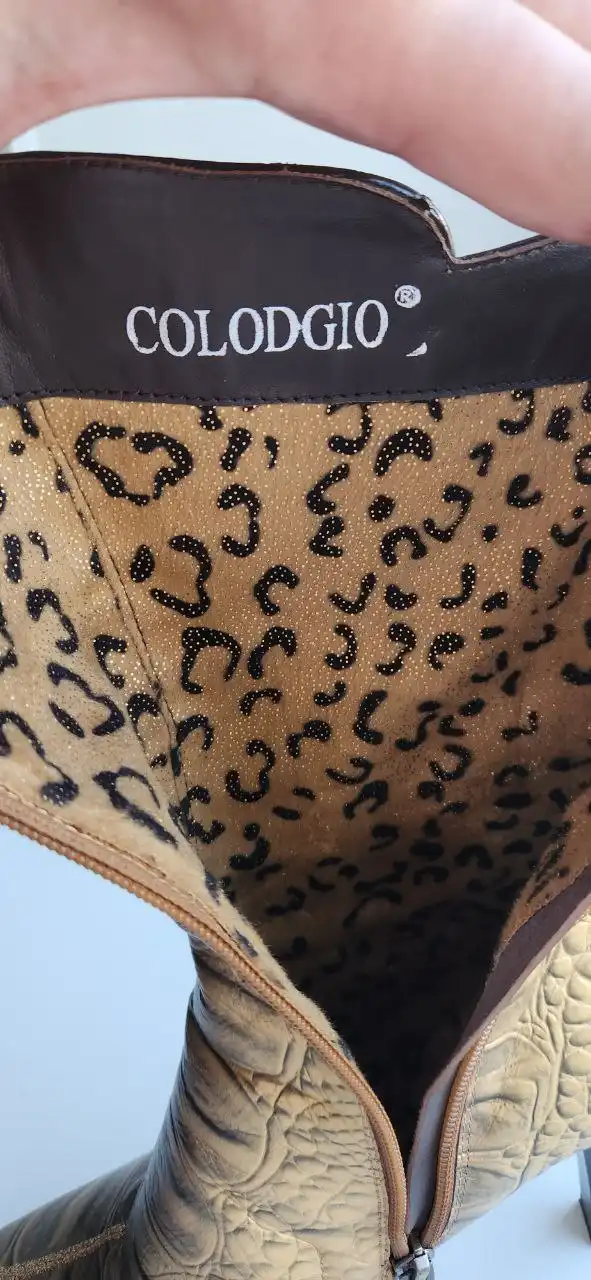 Продажа сапог 38 размер