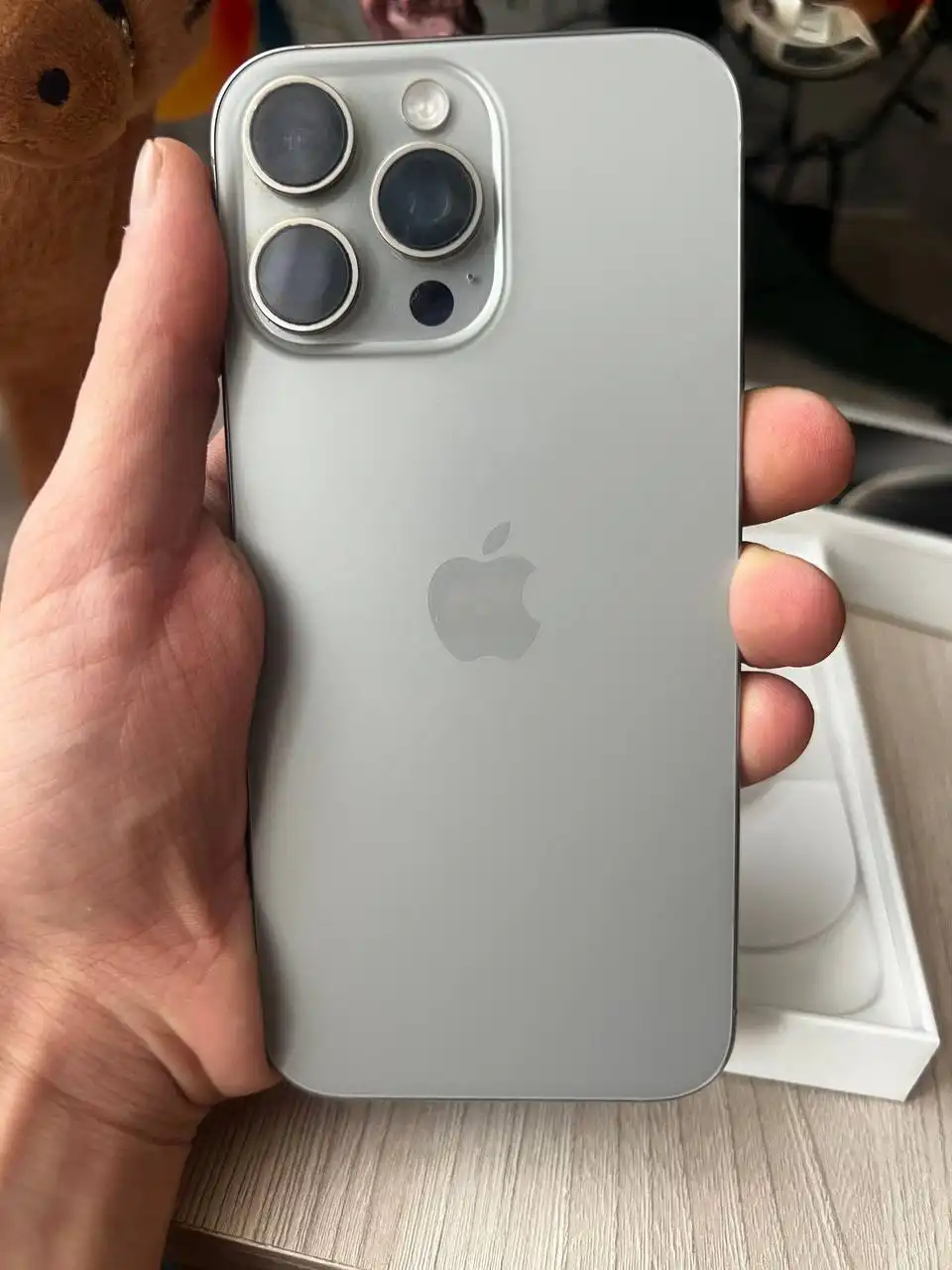 Продажа iPhone 16 Pro Max в хорошем состоянии - Смартфоны и телефоны (Электроника) в Барнаул