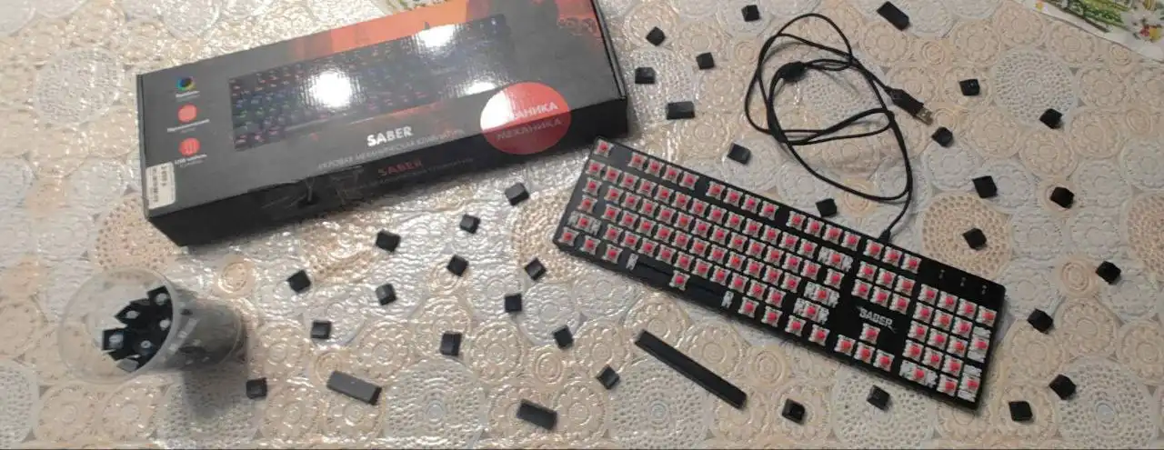 Механическая клавиатура DEX SABER с RGB подсветкой - Компьютерные аксессуары (Электроника) в Барнаул