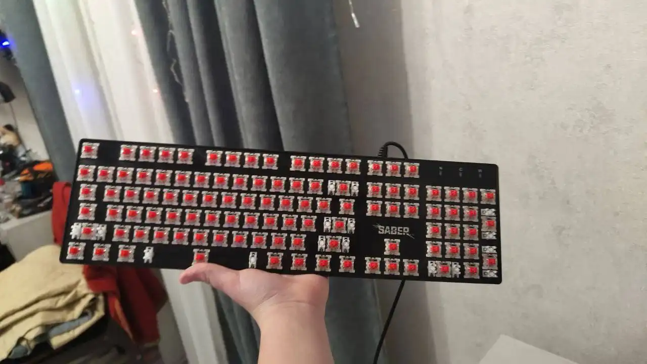 Механическая клавиатура DEX SABER с RGB подсветкой - Компьютерные аксессуары (Электроника) в Барнаул