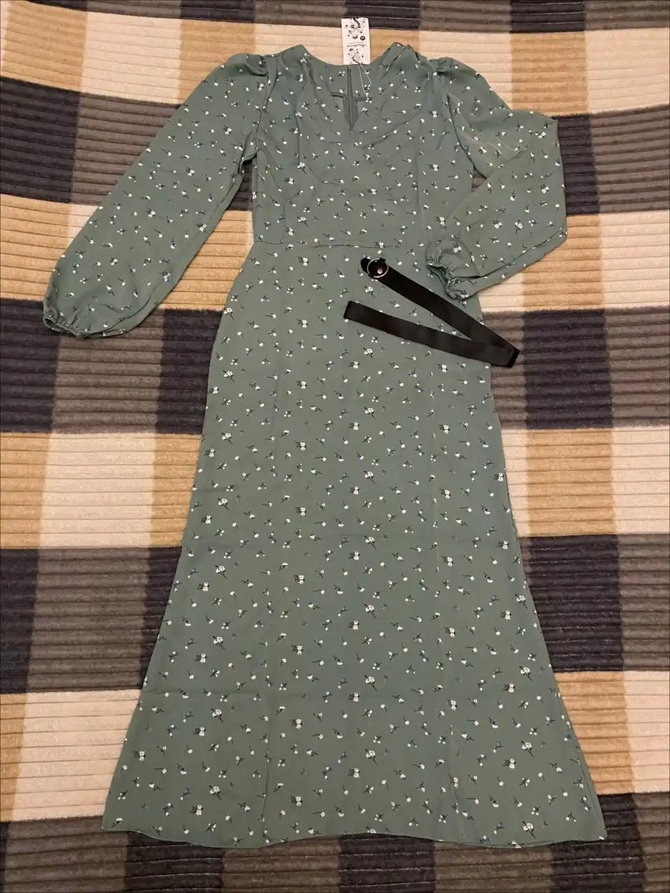 Платья новые с биркой - Женская одежда (Одежда) в Барнаул