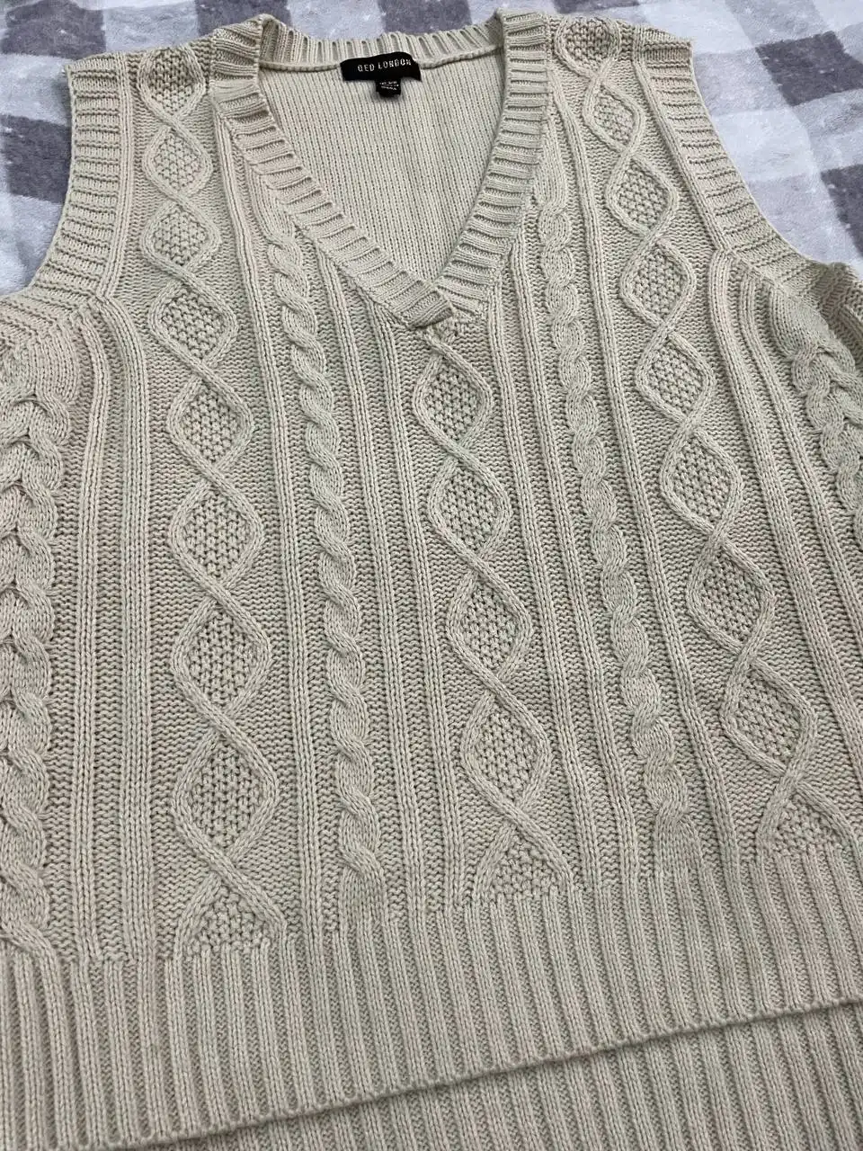 Теннисная юбка и вязаный жилет - Одежда в Барнаул