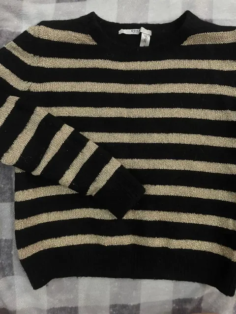 Теплая кофта Guess размер XS-S - Вечерняя одежда в Барнаул