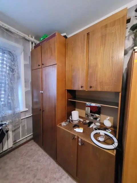 Стенка из четырёх шкафов даром - Кухня в Барнаул