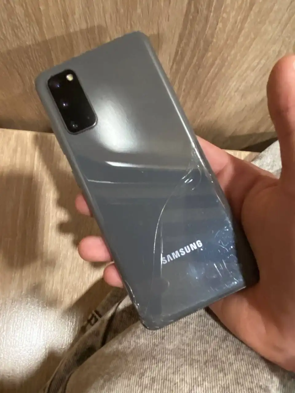 Продам Samsung Galaxy S20 128GB - Смартфоны (Электроника) в Барнаул