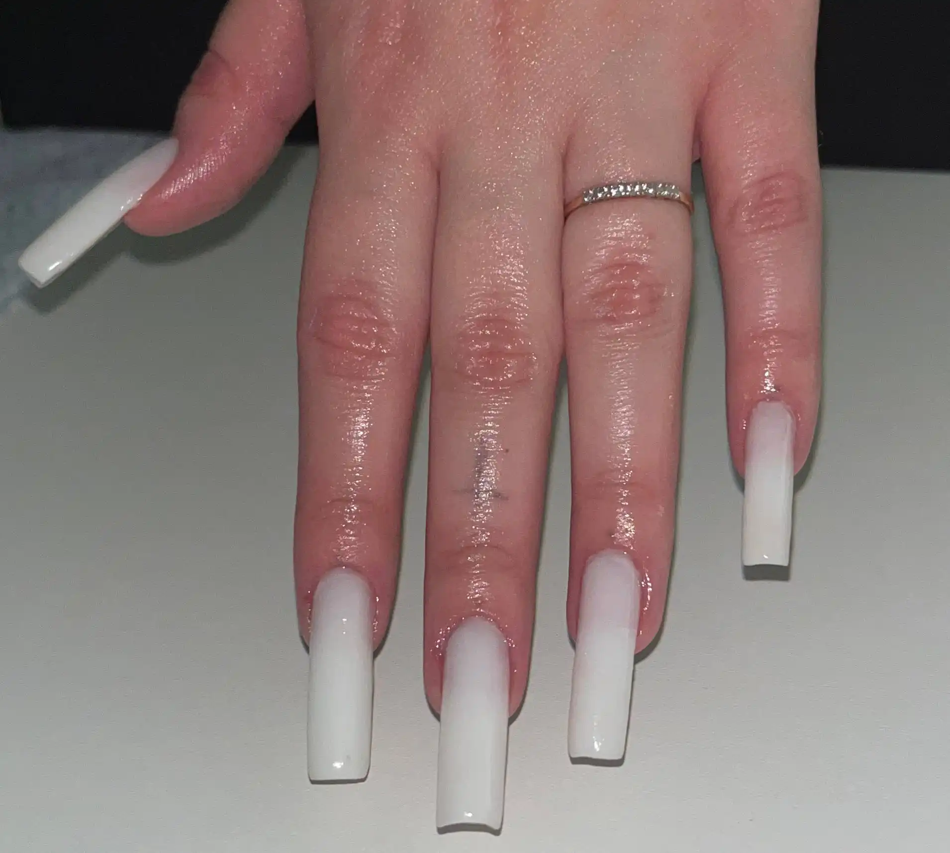 Поиск модели для маникюра - Услуги в Барнаул