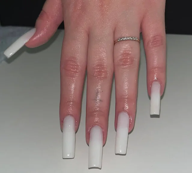 Поиск модели для маникюра - Йога в Барнаул