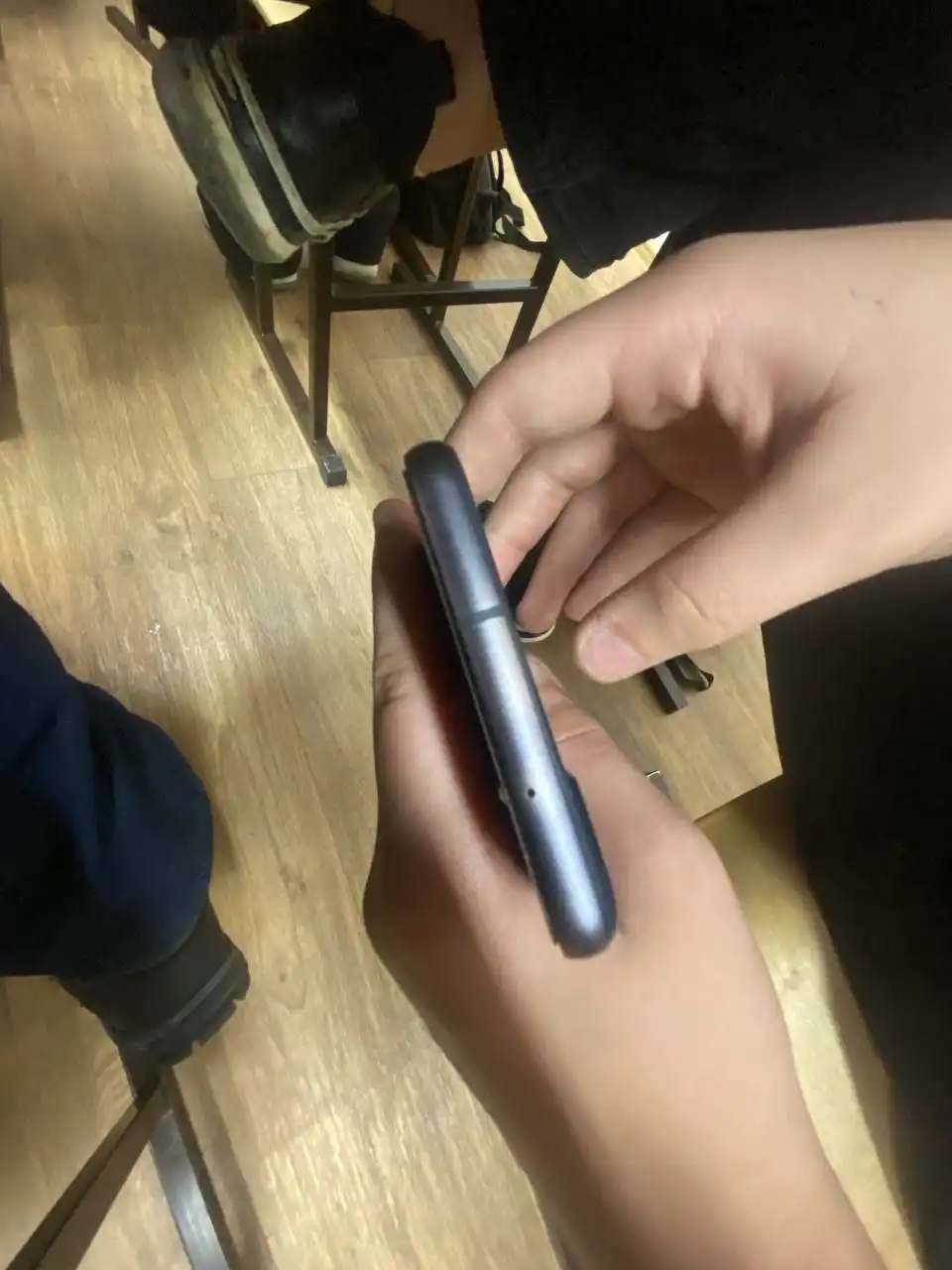 Обмен игровой приставки PS4 на iPhone 11+ - Игровые приставки (Электроника) в Барнаул