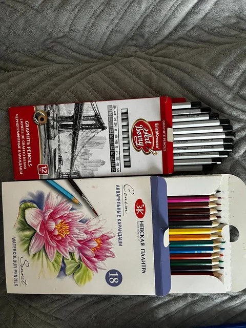 Тетради чистые и карандаши б/у - Кухня в Барнаул