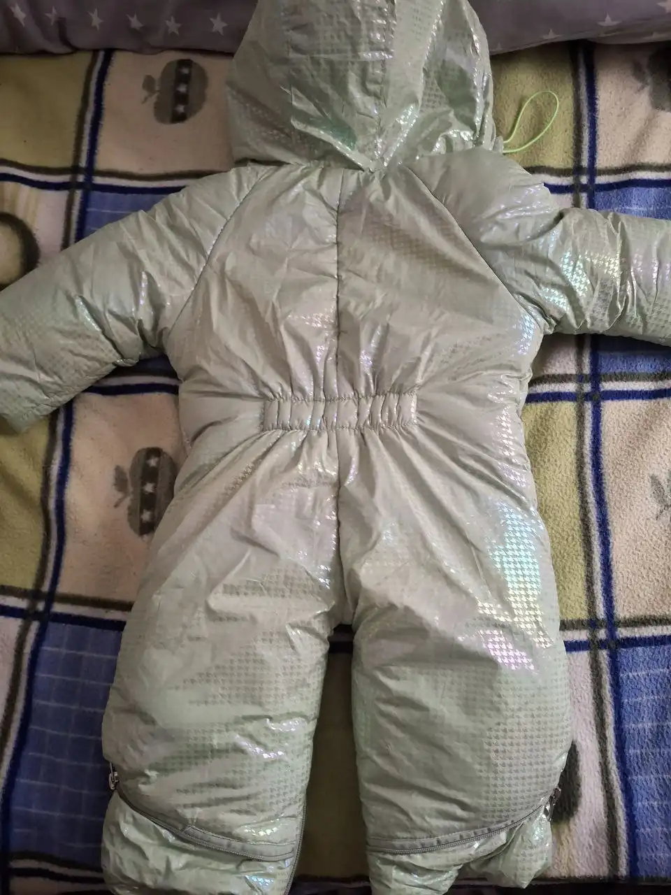 Зимний комбинезон размер 74-80 - Одежда для детей (Товары для детей) в Барнаул