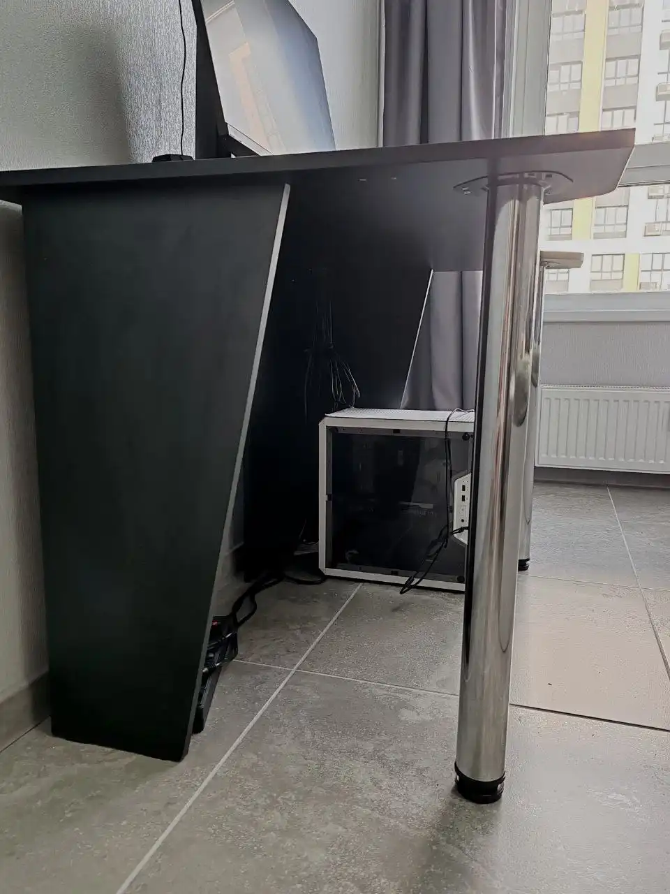 Игровой компьютерный стол - Барахолка в Барнаул