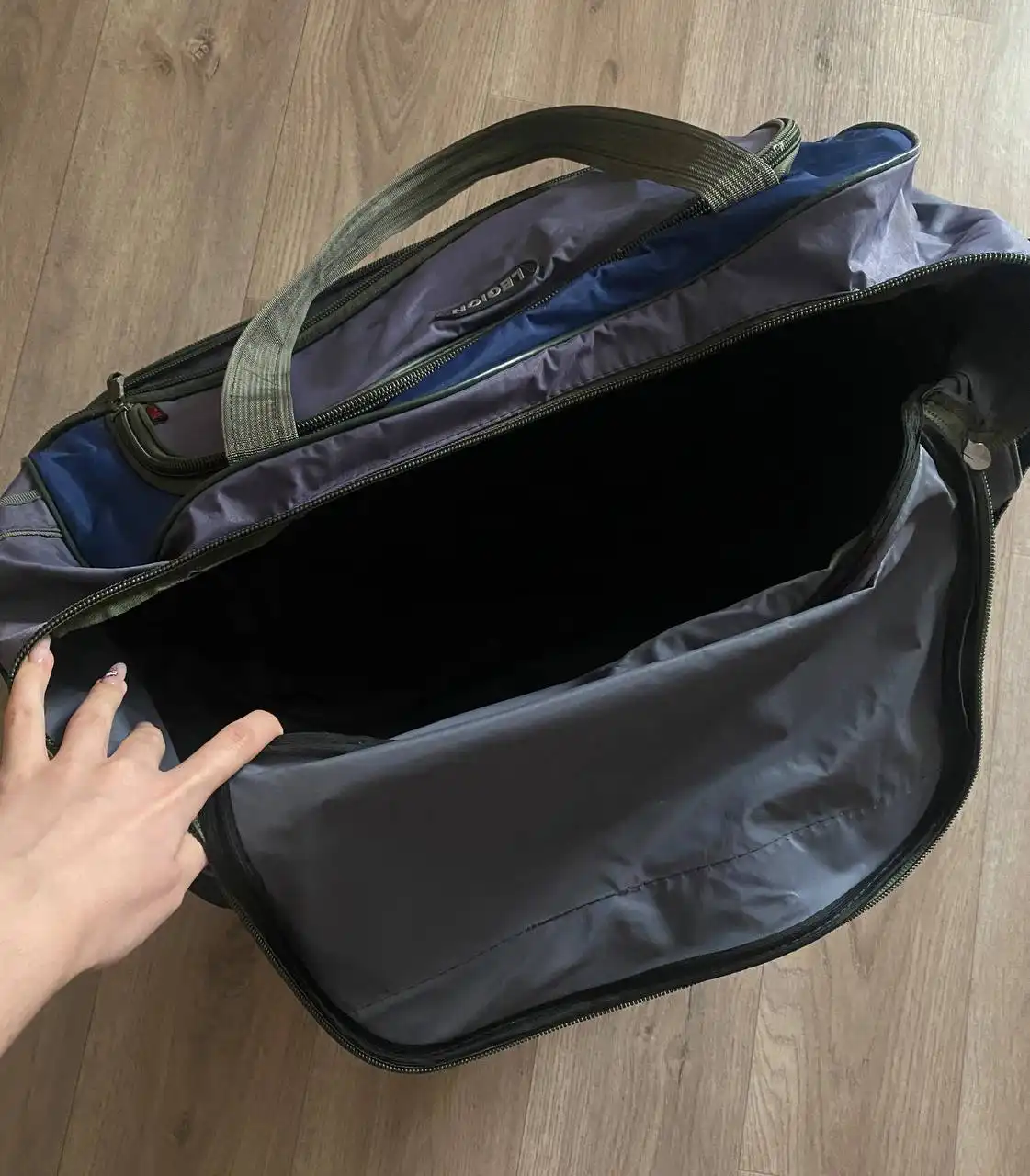 Большая сумка на колесах с двойным дном - Сумки (Барахолка) в Барнаул