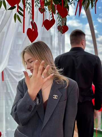 Фотодень ко Дню Святого Валентина - Маникюр и педикюр в Барнаул