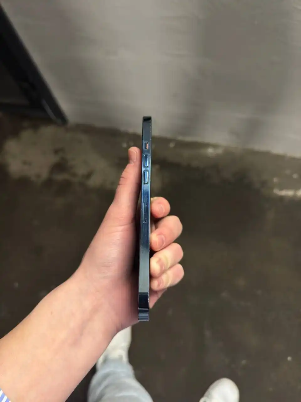 Продам вещи - Барахолка в Барнаул