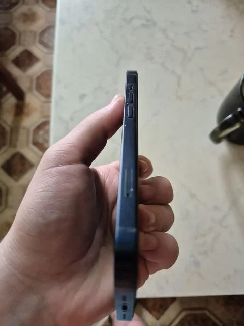 Продам iPhone 13 128GB - Смартфоны в Барнаул