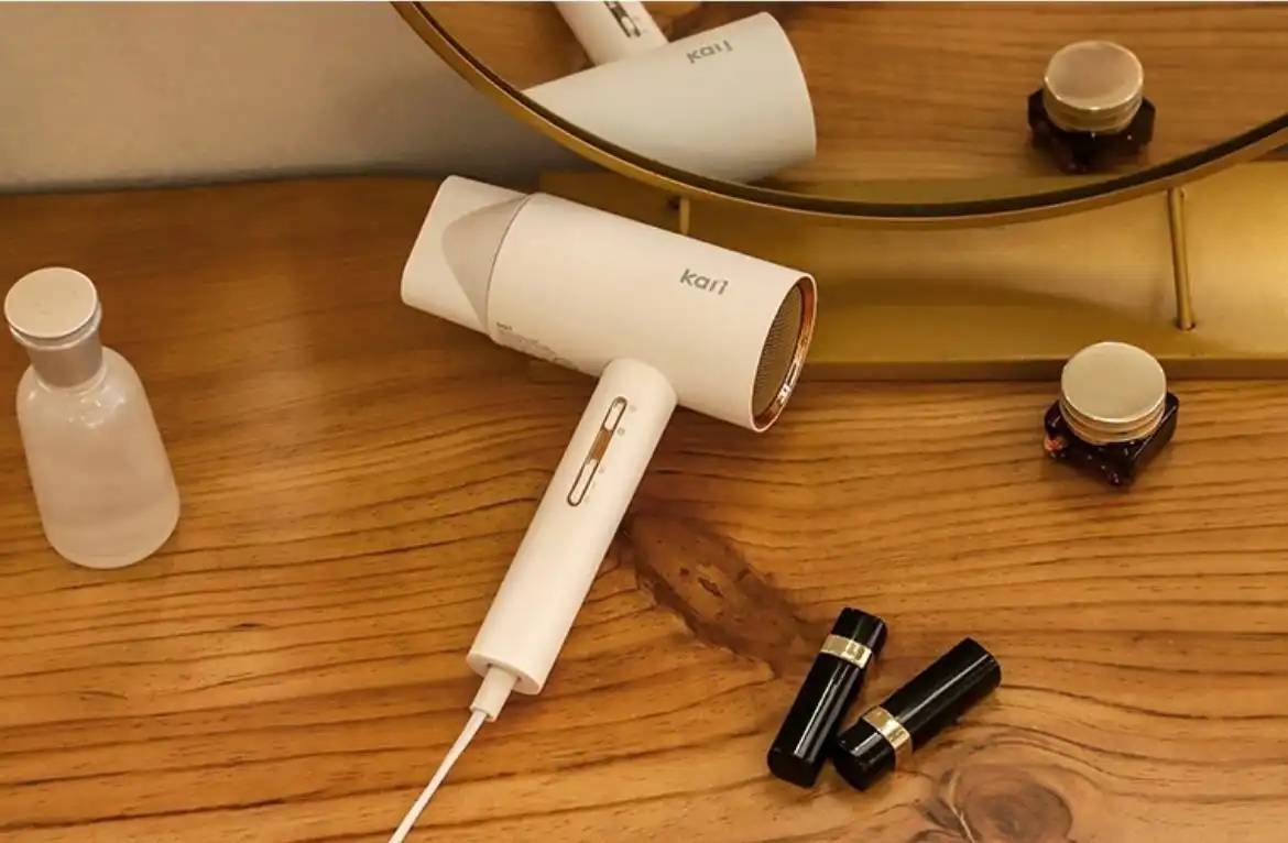 Продам новый фен - Барахолка в Барнаул