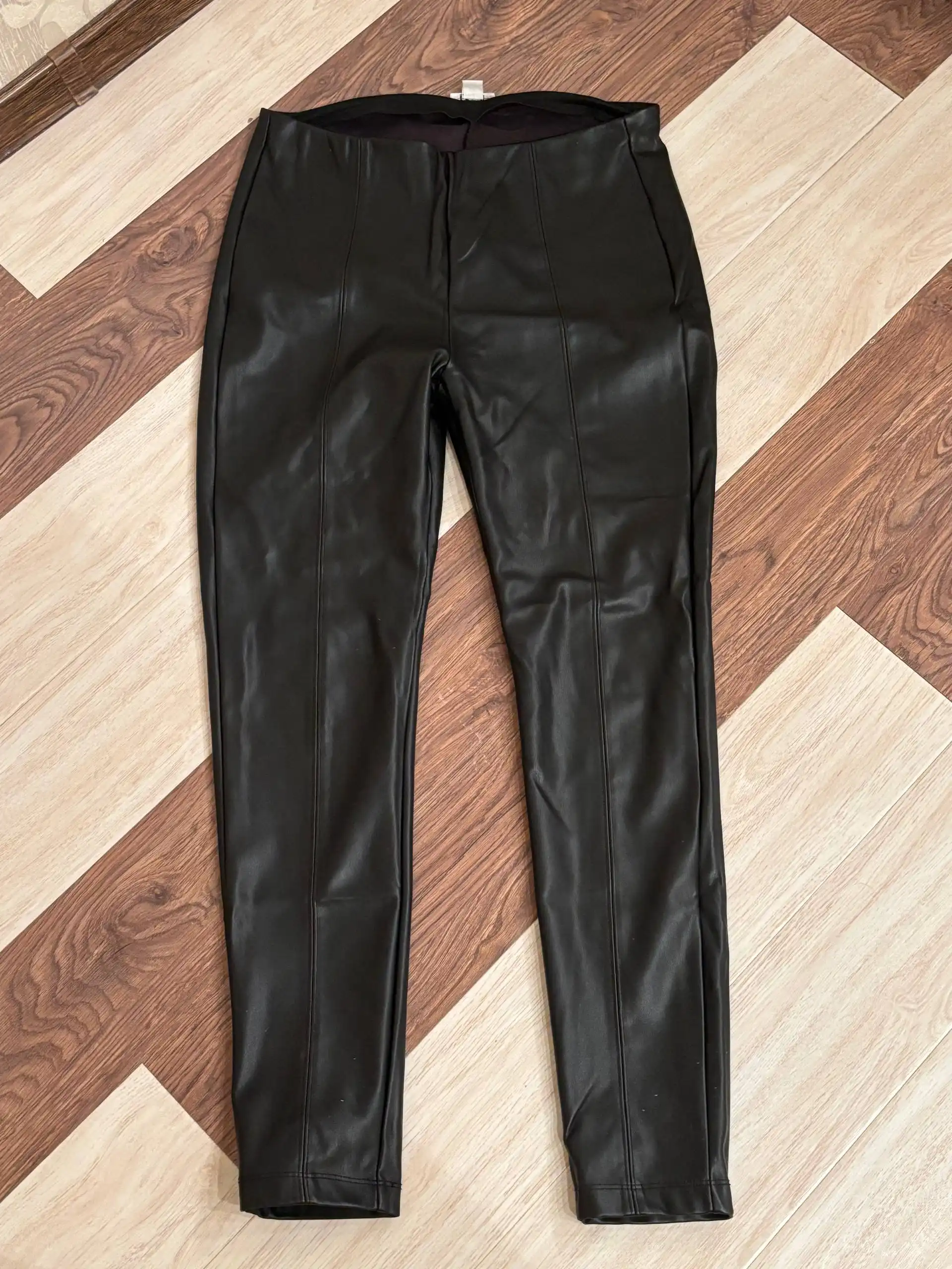 Продам кожаные штаны размер L и XL - Штаны/Брюки (Одежда) в Барнаул